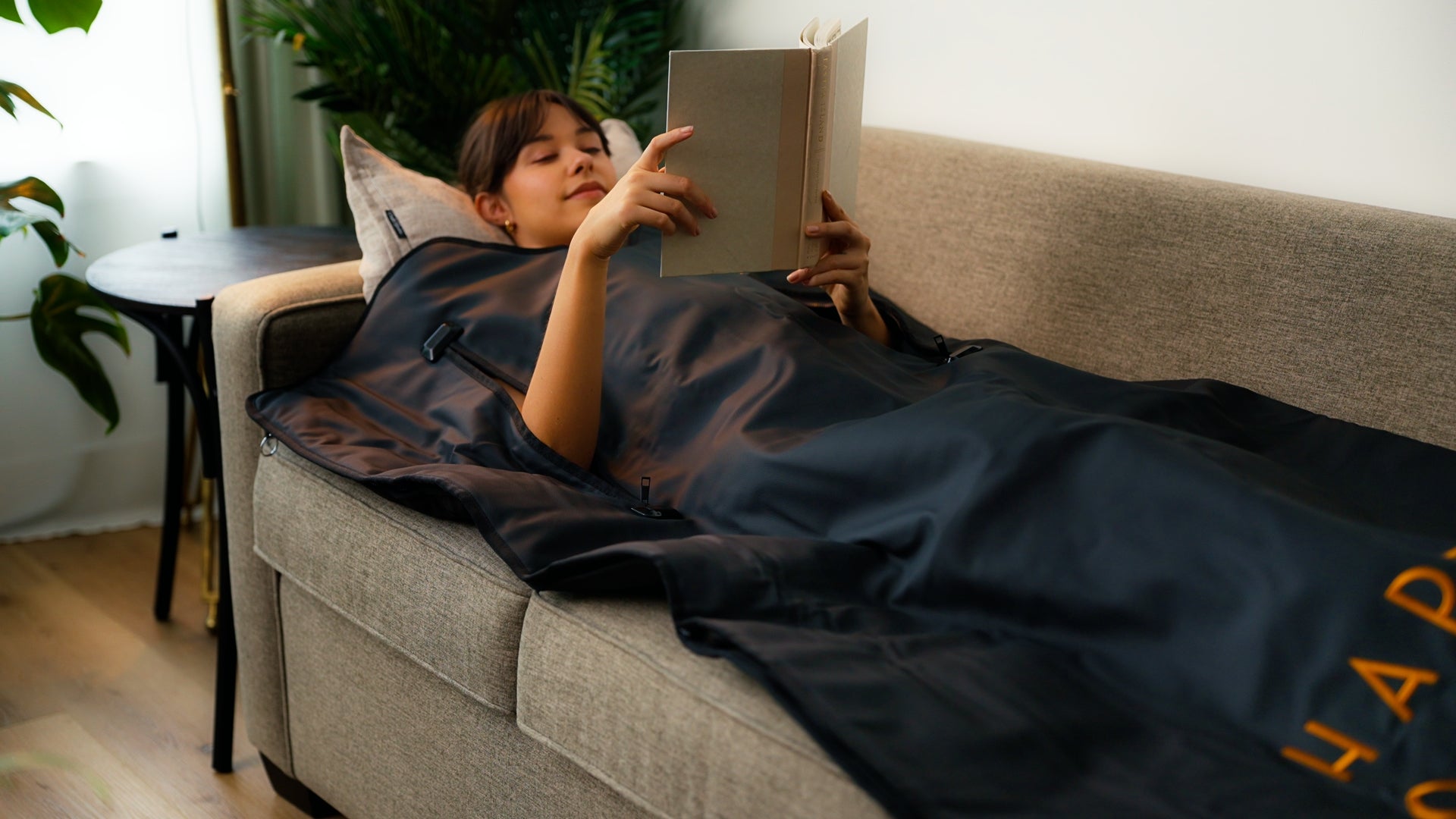 Infrared Sauna Blanket With Arm Holes – Happy Sol Wellness