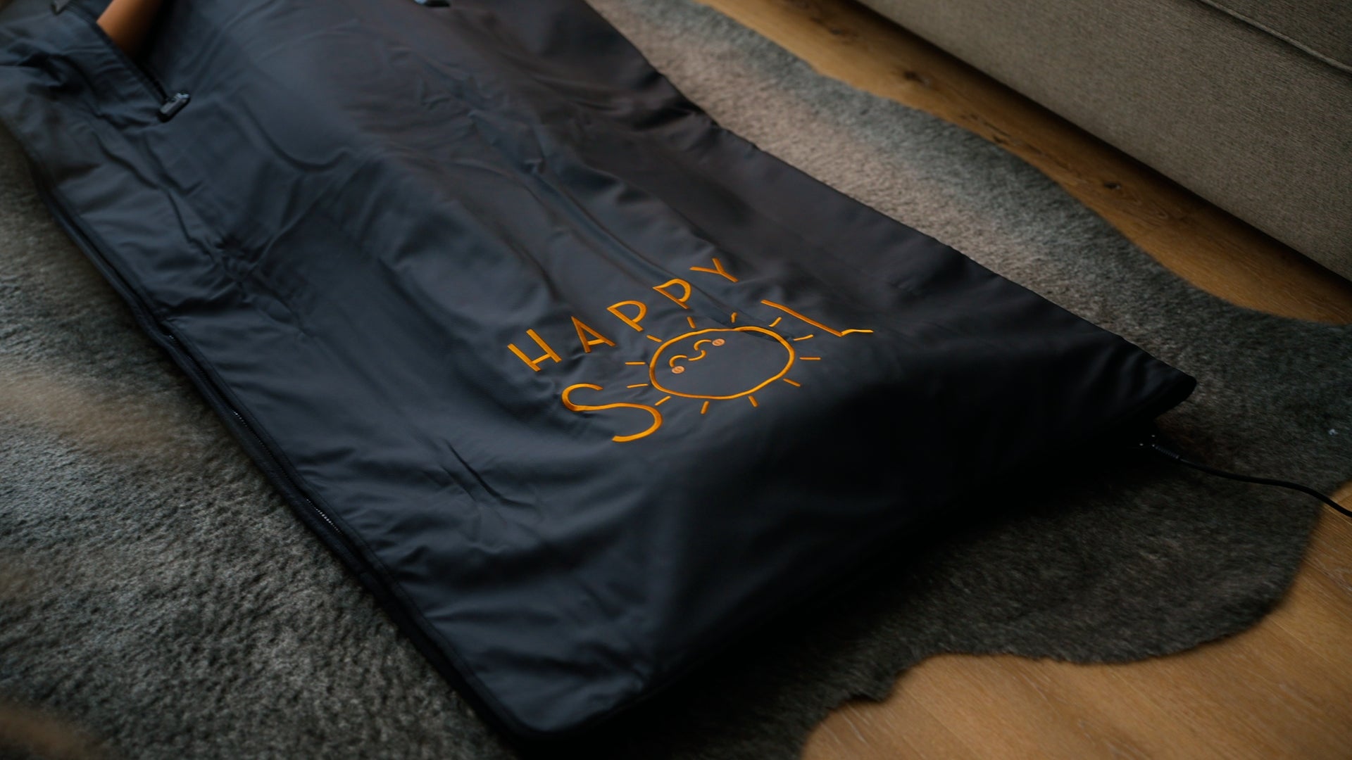 Infrared Sauna Blanket With Arm Holes – Happy Sol Wellness